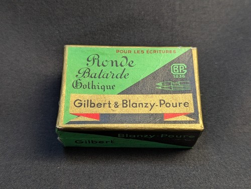Boite 144 plumes - plumes, gilbert